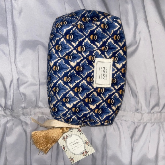 Sezane NTW makeup bag Antoinette Poisson collection RARE - Picture 5 of 7